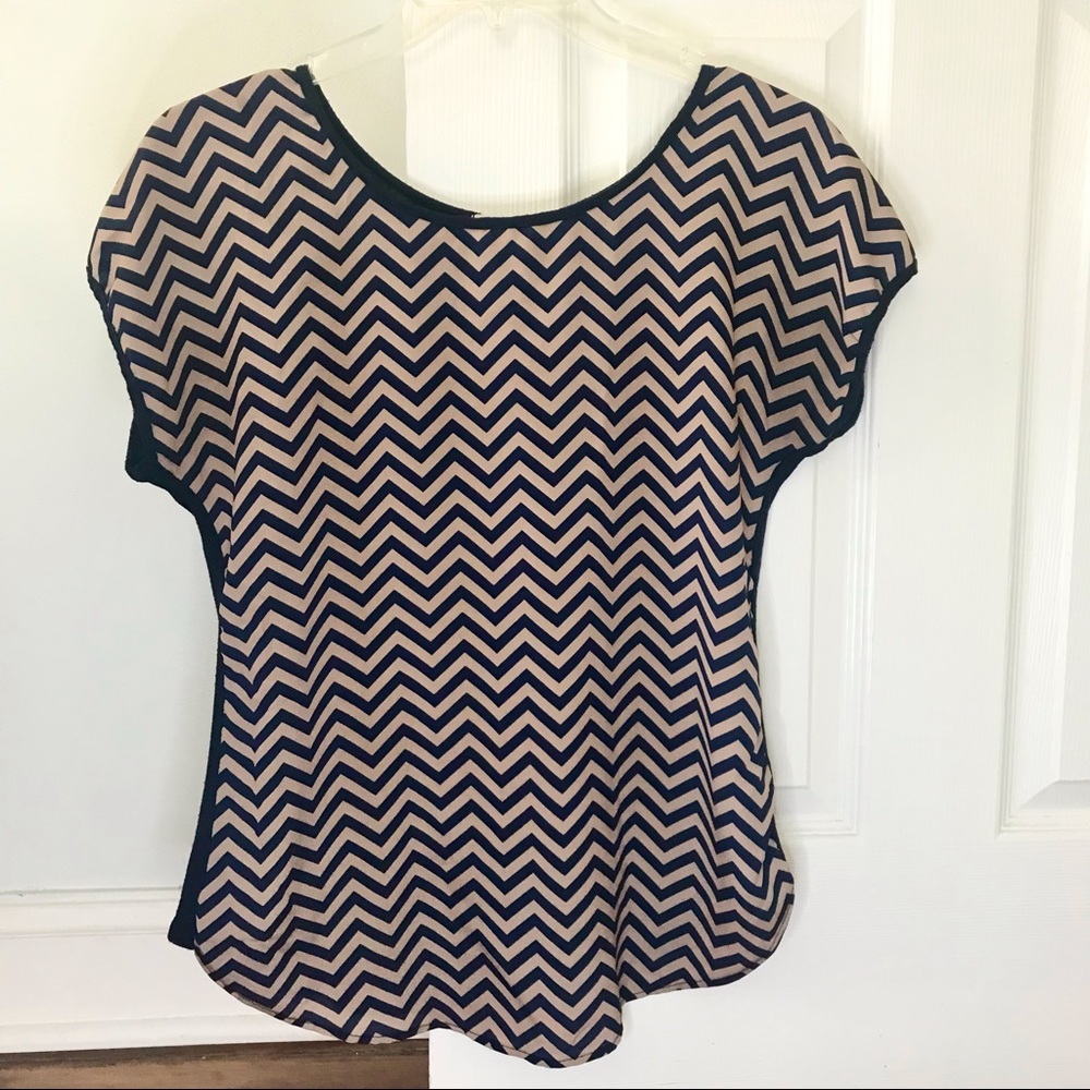 Emi & Joe Short Sleeve Blouse